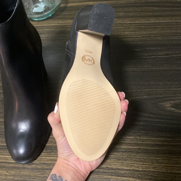 Michael Kors Ankle Boots✨ NWOT - Picture 3 of 8